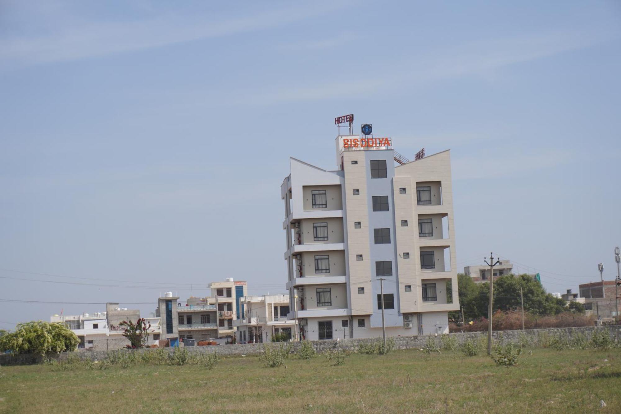 Hotel Sisodiya Palace Khatu Exterior photo
